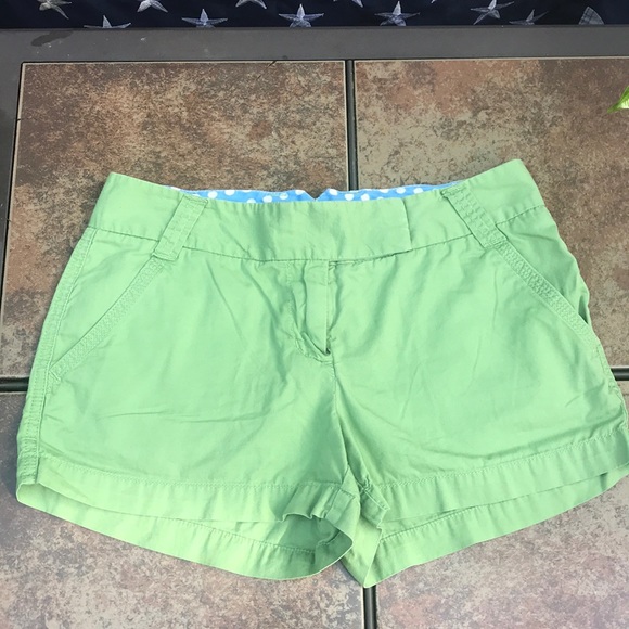 J Crew Green Short Bermuda’s - Picture 1 of 6